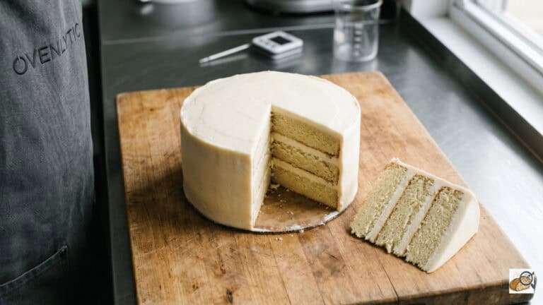heat stable buttercream layer cake 50/50 formula sliced cross section ovenlytic lab (82 chars)