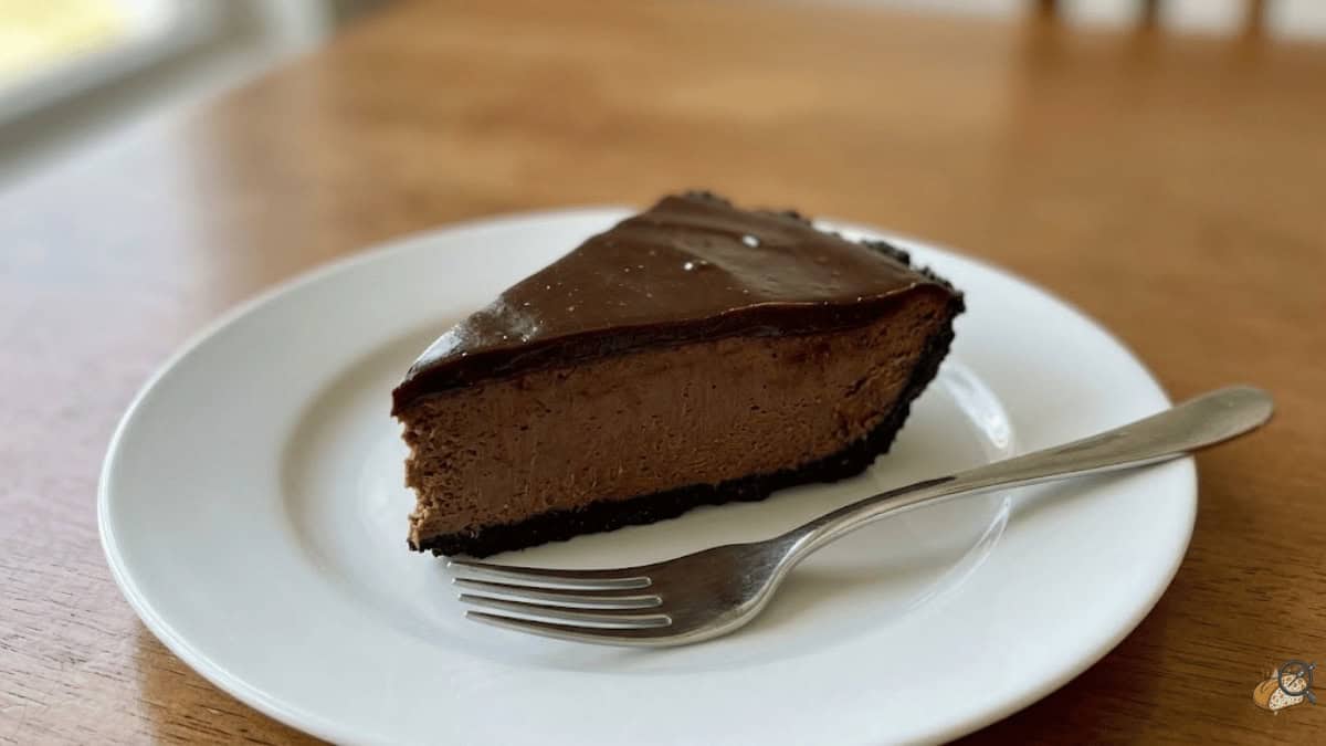 Father's Day no-bake chocolate peanut butter pie — firm 1:1 ratio result with clean cut and chocolate ganache topping